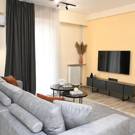 Alkmini Apartment